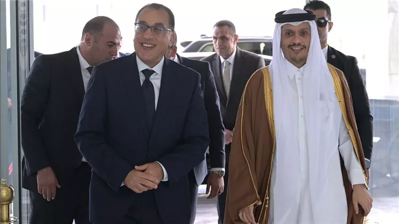 رئيس الوزراء: فرص عقارية وسياحية واعدة في العاصمة الإدارية للمستثمرين القطريين