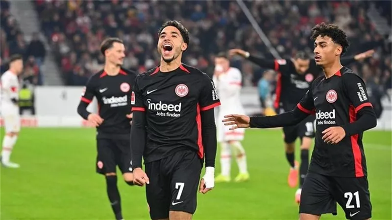 بقيادة عمر مرموش.. فرانكفورت في مواجهة حاسمة أمام ميتيلاند بالدوري الأوروبي