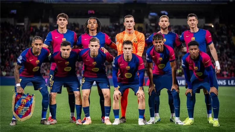 ليفاندوفسكي يقود هجوم برشلونة لمواجهة لاس بالماس بالدوري