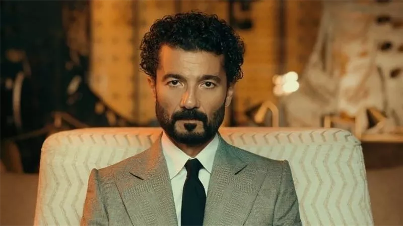 خالد النبوي يهنئ نجله نور: مبروك «الحريفة 2»
