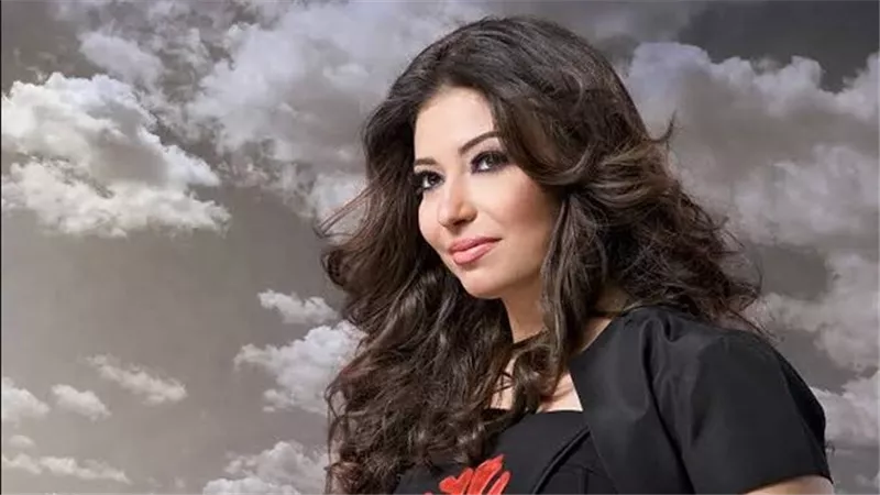 غادة رجب تفاجئ زوجها على الهواء مباشرة: في يوم وليلة