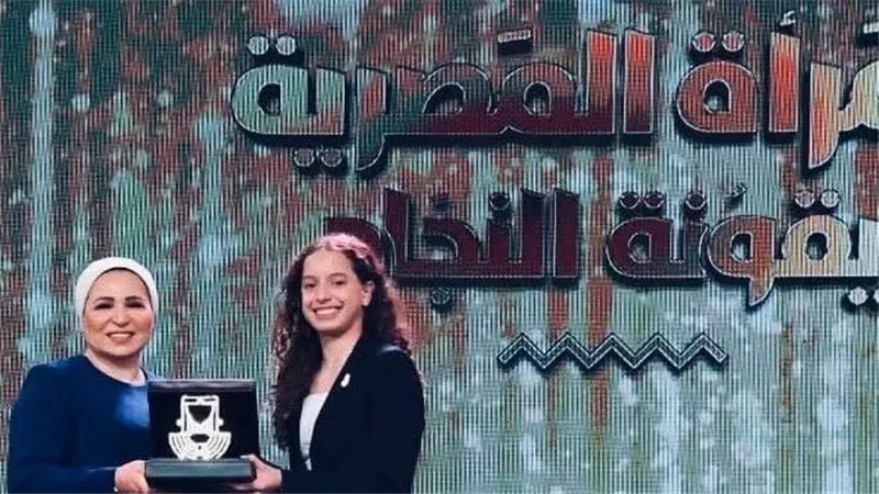 انتصار السيسي تعرب عن سعادتها بالإنجاز التاريخي لهنا جودة ببطولة تنس الطاولة