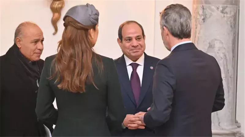 السيسي لملك الدنمارك: أهنئكم على تولى المملكة وأتمنى تزورنا فى مصر 