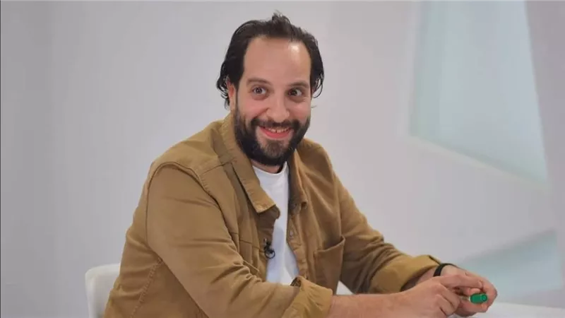 «ساعة شيطان».. أحمد أمين ولبنى ونس يقدمان حلقة جديدة من «ساعته وتاريخه»