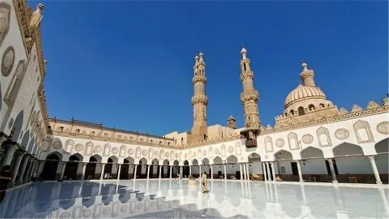 الأزهر يطلق برامج تحفيظ القرآن عن بُعد لأبناء المصريين بالخارج