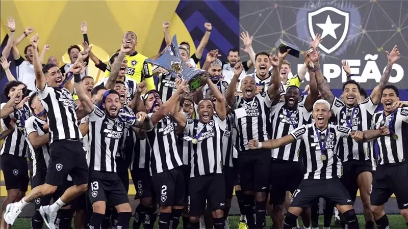 في كأس الإنتركونتننتال.. الأهلي مابين حلم الفوز على بوتافوجو والثأر من باتشوكا