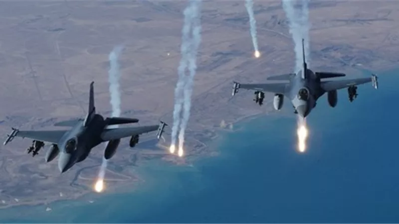 واشنطن: روسيا تفكك المعدات في قاعدة جوية بسوريا