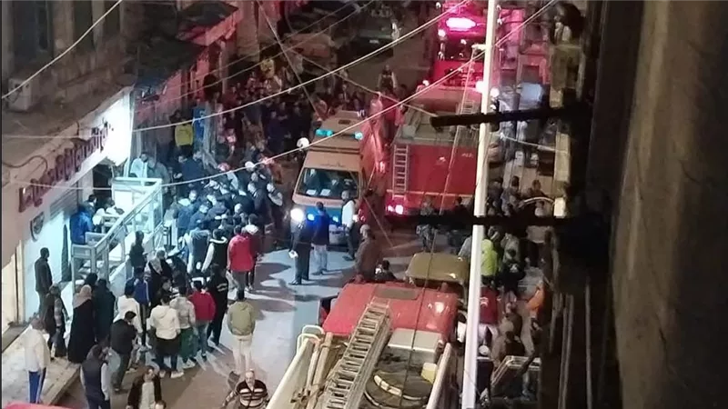 إنهيار سقف مقهى يودي بحياة 3 أشخاص بالإسكندرية