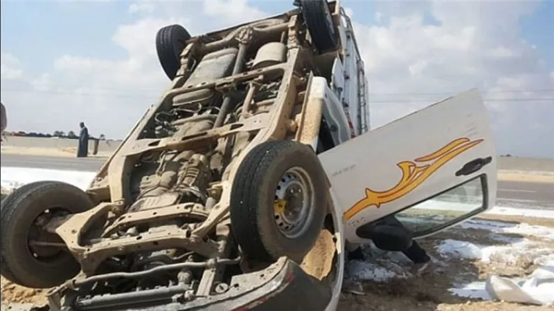 بالأسماء.. حادث انقلاب سيارة يصيب 11 مواطناً ببني سويف 