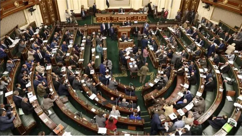 موافقة مجلس النواب على قرض بـ 2 مليار دولار من بنك الإمارات