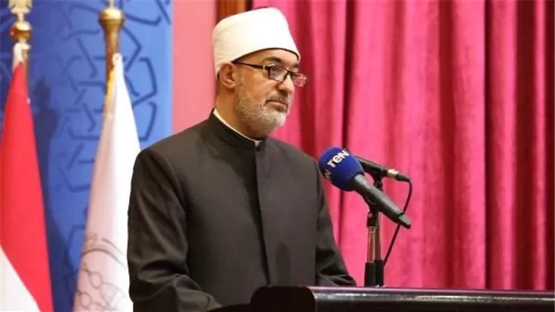 مفتي الجمهورية يوضح سبب اختيار اللغة العربية لكتاب الله