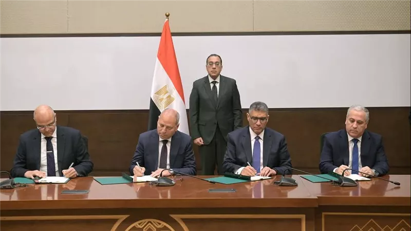 لسداد المديونيات.. توقيع تعاون مشترك بين عدد من المحافظات والمؤسسات الصحف القومية 