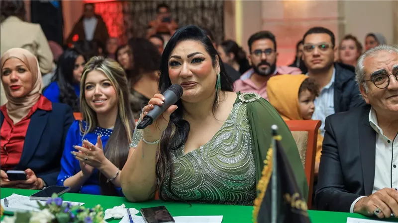رئيس مسابقة ملكات البحر المتوسط للفتيات: انتن أمهات الغد والمرأة وزيرة الأصاله