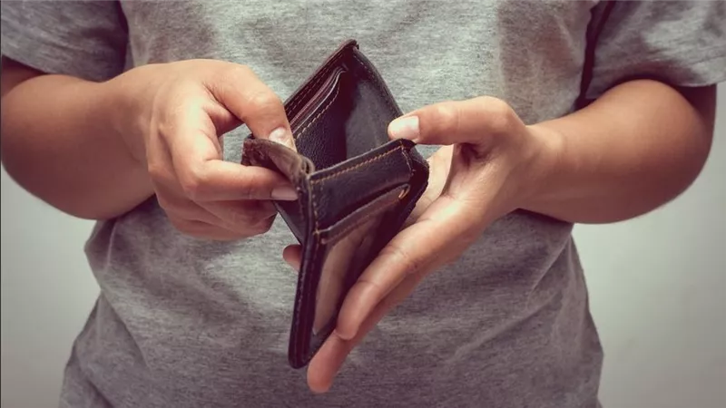 احذر هذه الخرافة.. البركة في الرزق هل هي في المال أم الأولاد؟