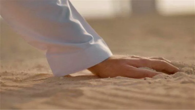 هل يجوز التيمم في حالة العذر الذي يمنع استخدام الماء؟