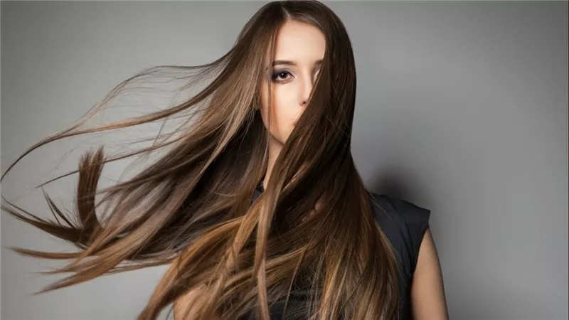 «بلا كيماويات» وصفات طبيعية لشعر ناعم وطويل