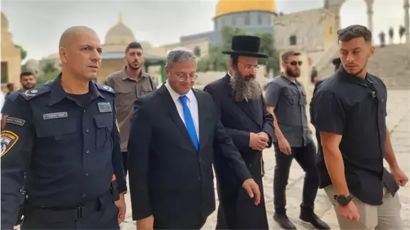اقتحام المستوطنين الإسرائيليين باحات المسجد الأقصى بقيادة بن جفير