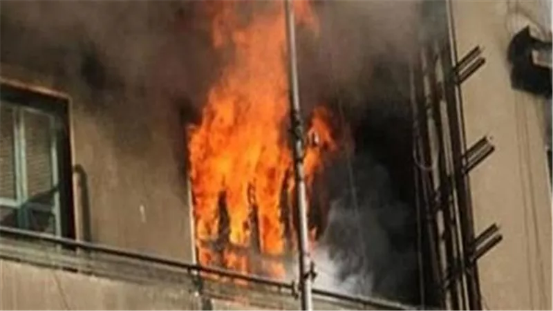 وفاة طفل وإصابة ثلاثة أشخاص بحريق مأساوي بشبرا
