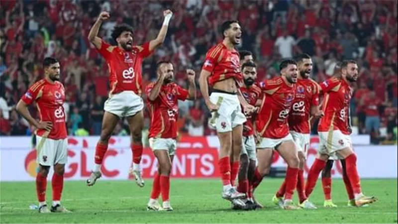 بهدف إمام عاشور.. الأهلي يهزم غزل المحلة ويعزز صدارة الدوري مؤقتاً