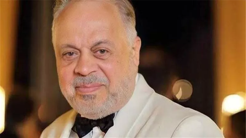 أشرف زكي يكشف سبب غيابه عن جنازة أحمد عدوية 