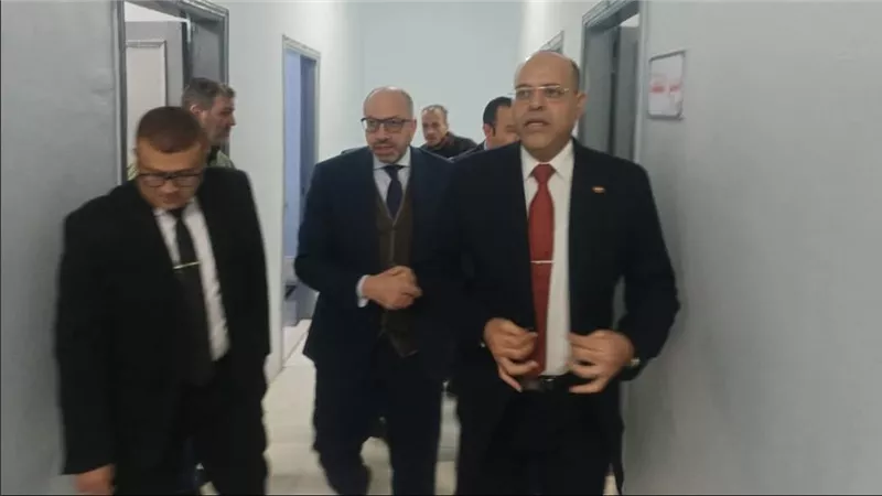 لتقديم خدمات أفضل للمواطنين.. وزير العمل يتفقد مكتب بولاق الدكرور بعد تطويره