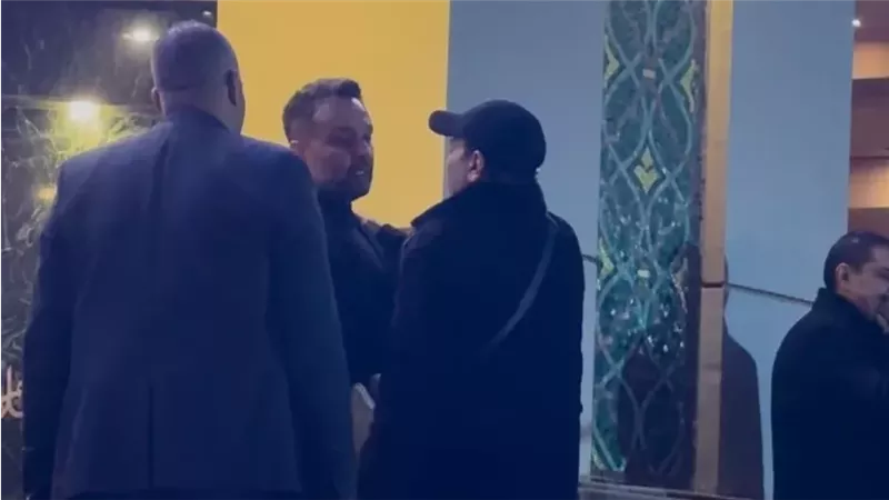 نجوم الفن تقدم واجب العزاء فى والد ياسمين عبد العزيز بمسجد الشرطة