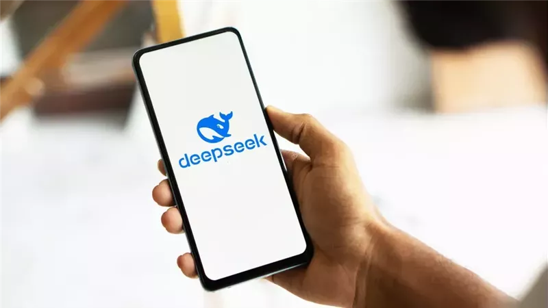كل ما تريد معرفته عن DeepSeek وكيفية استخدامه على الكمبيوتر والموبايل؟