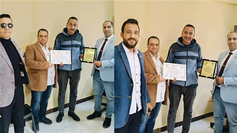 تهنئة الأمين عيد عفيفي بقسم الفيش بقسم ثاني العاشر بعيد الشرطة الـ 73
