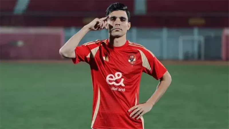 أشرف بن شرقي يغازل قطبى الكرة.. الانضمام للأهلي صحيحاً وبحب جمهور الزمالك