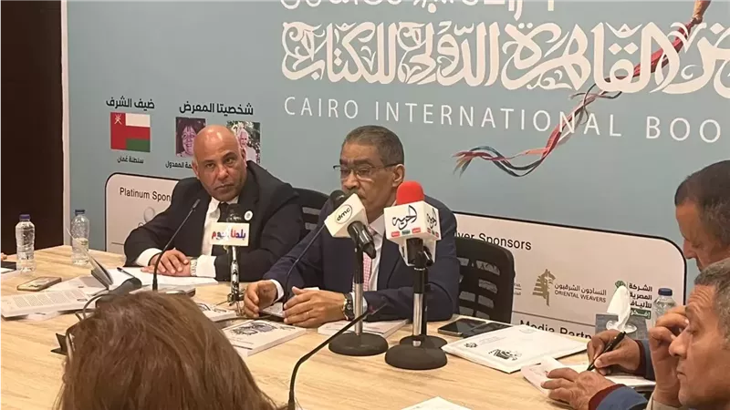 ضياء رشوان بمعرض الكتاب: الجماعة أولت اهتمامًا كبيرًا بالإعلام منذ ثلاثينيات القرن