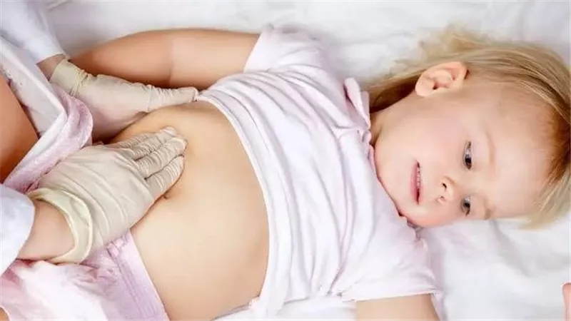 هل يمكن للأطفال الإصابة بالتهاب الزائدة الدودية؟.. أهم الأعراض التي يجب مراقبتها