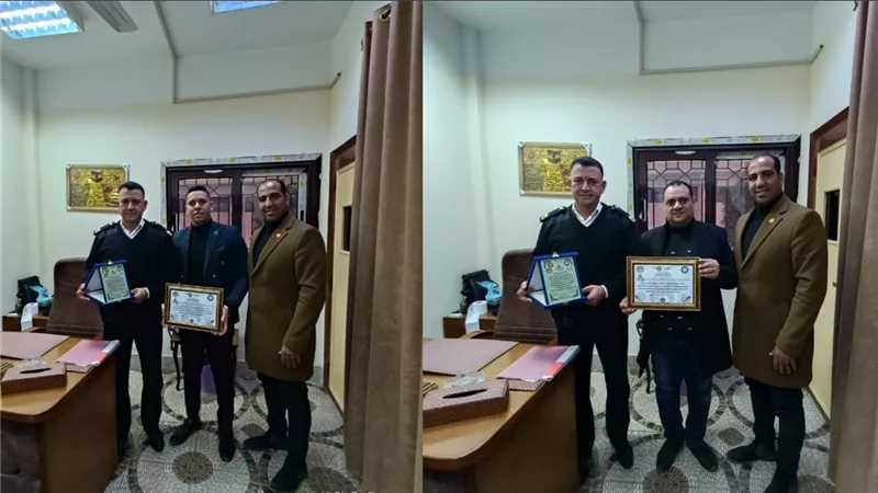 تهنئة الرائد ياسر رجب رئيس وحدة الفحص بقسم مرور العاشر من رمضان بعيد الشرطة ال73