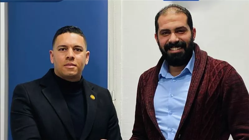 توقيع بروتوكول تعاون بين أكاديمية «إنجاز» وموقع «القارئ نيوز»