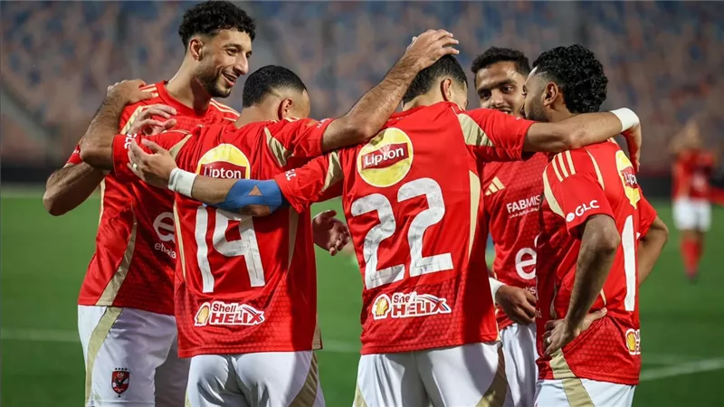 أشرف داري في دفاع الأهلي أمام الهلال السودانى بدوري أبطال أفريقيا
