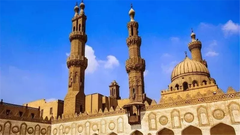 الأزهر يندد من تداعيات الهجوم على الجنائية الدولية مشدداً خطورة إعاقة مهامها