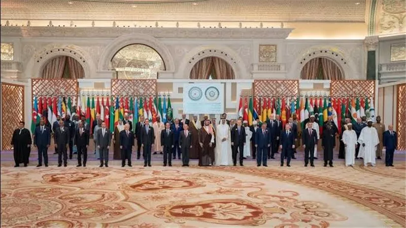 مصر تستضيف قمة عربية طارئة لتناول التطورات المستجدة والخطيرة للقضية الفلسطينية