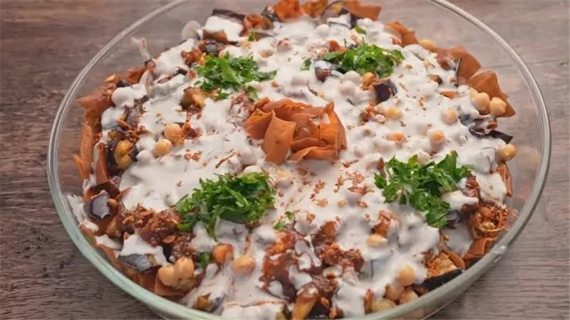 طريقة تحضير فتة الباذنجان بمكونات بسيطة من مطبخك.. لذيذة وسهلة التحضير