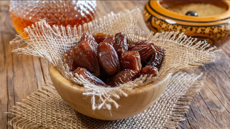 رمضان على الأبواب ولم أقضِ ما عليّ من الصيام.. ما الحل الشرعي؟