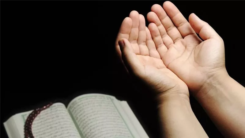 دعاء 27 رمضان 2025.. اللهم اسالك رزقاً طيباً وعملاً متقبلاً