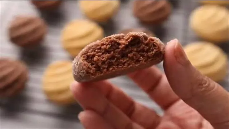 بسكويت العيد فى عشر دقايق.. وصفة سهلة وسريعة للمبتدئات