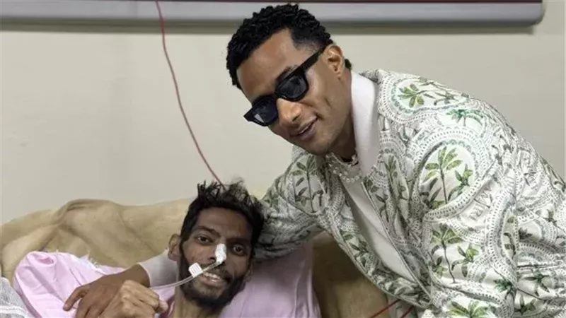 محمد رمضان للاعب إبراهيم شيكا: بلدك بتديك شئ بسيط من مدفع رمضان