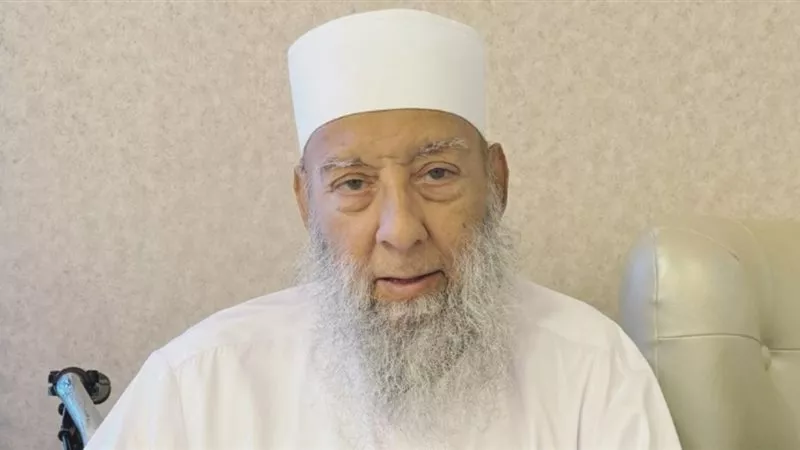 تشييع جثمان الشيخ أبو إسحاق الحويني لمثواه الأخير فى قطر