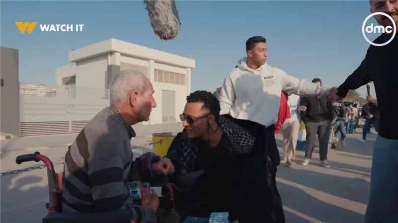 مسن سورى يرفض 100 ألف جنيه من محمد رمضان: وديها للجامع