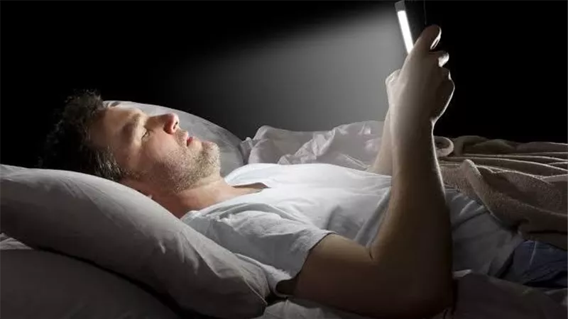 رمضانك بركة.. كيف تقلل وقت الشاشات وتزيد التركيز والعبادة؟