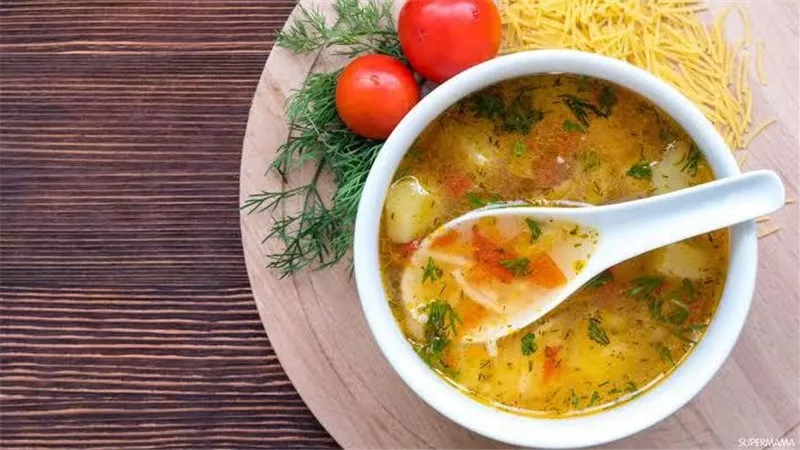 شوربة الدجاج اليمنية بمذاق رائع.. حضريها لوجبة إفطار مميزة في رمضان
