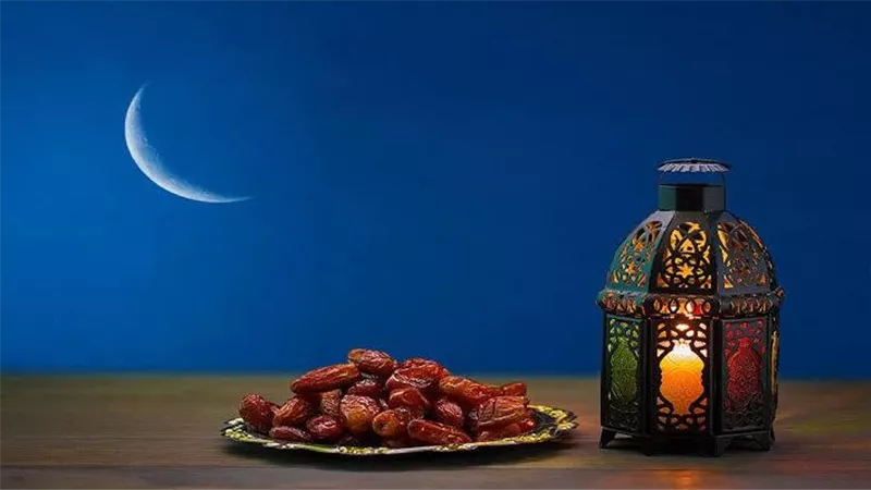 الإفتاء تجيب.. حكم صيام المسافر من السعودية إلى مصر يوم العيد