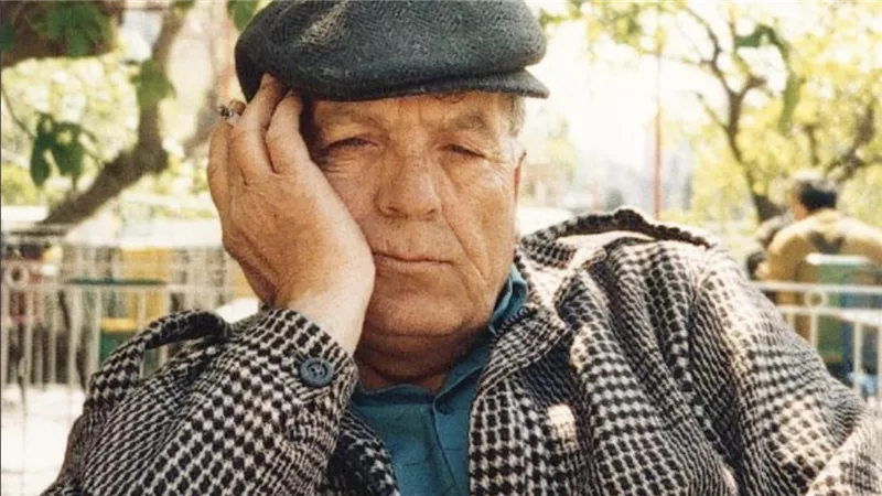 صاحب المسرحيات الساخرة.. ما لا تعرفه عن محمد الماغوط فى ذكرى رحيله