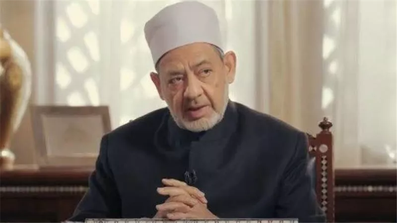 شيخ الأزهر يكشف شروط لا يُستجاب الدعاء بدونها