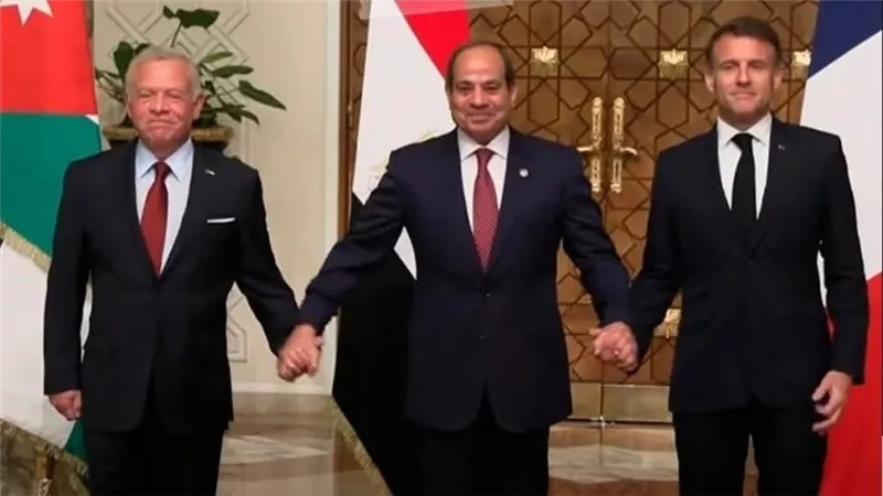 قمة ثلاثية.. السيسي ونظيره الفرنسي يستقبلان الملك عبد الله الثانى بقصر الاتحادية