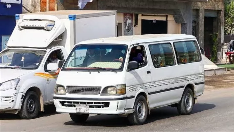 الأمن يكشف كواليس فيديو تعرض المواطنين للخطر ويظبط سائق الميكروباص بالإسكندرية 